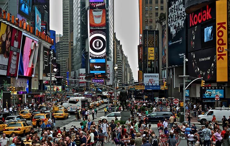 טיימס סקוור 3 מאת הדפסה על קנבס - הדפסות על קנבס | גלריה רעות