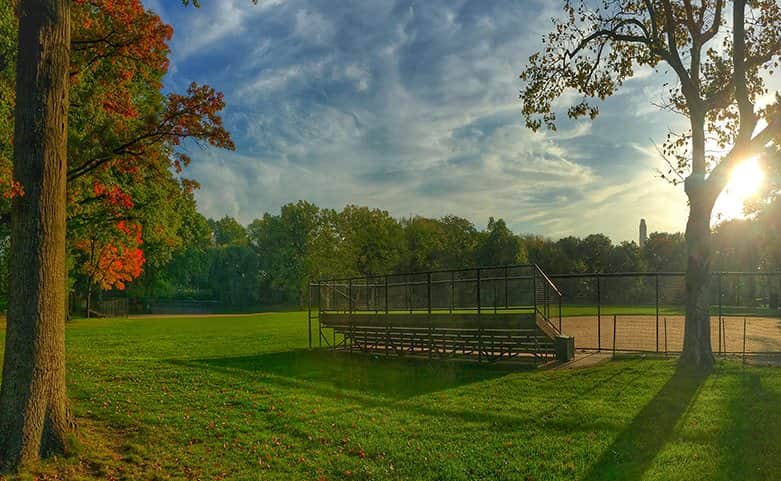 מגרש בביס מאת הדפסה על קנבס - הדפסות על קנבס | גלריה רעות